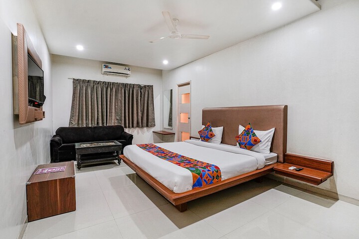 Room 19 of 31