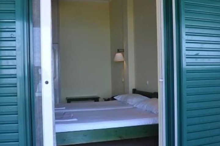 Room 10 of 53