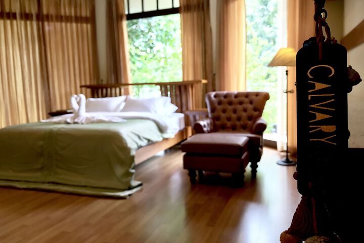 Room 5 of 51