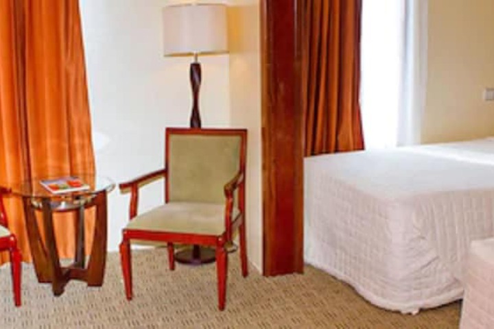 Room 13 of 60