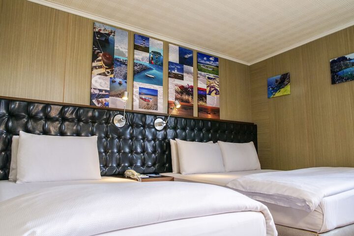 Room 55 of 87