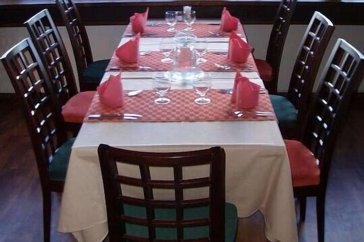 Dining 23 of 29