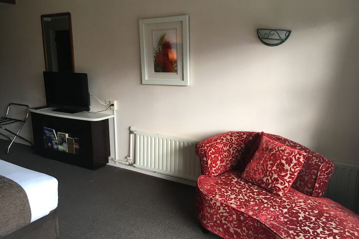 Room 25 of 81