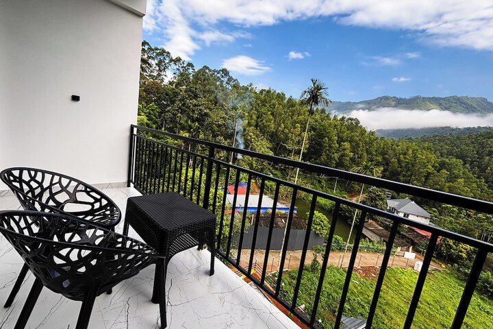 Terrace/Patio 13 of 14