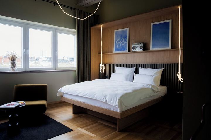 Room 41 of 73