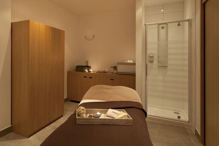 Room 29 of 51
