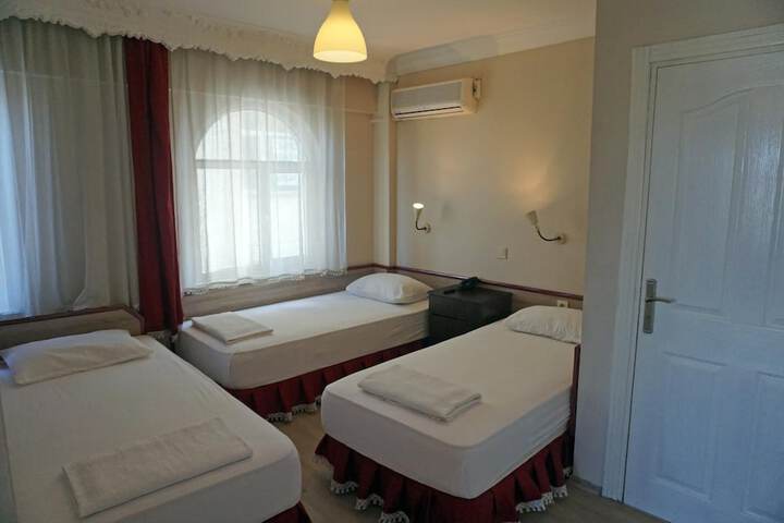 Room 25 of 66