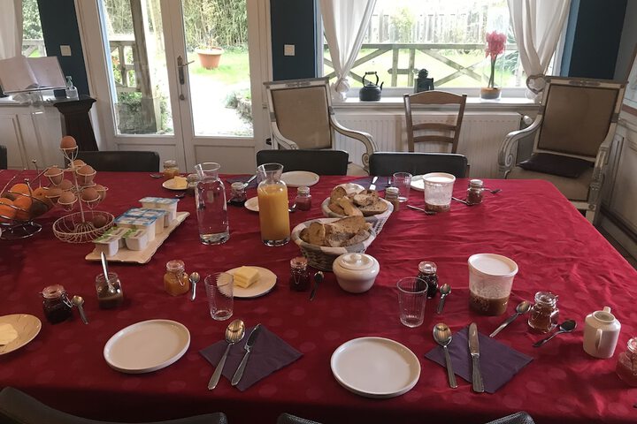 Breakfast/Coffee Service 21 of 29