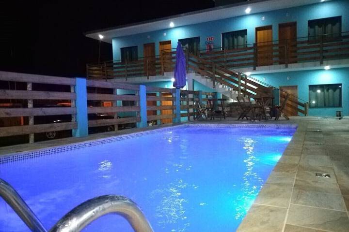 Pool 13 of 26