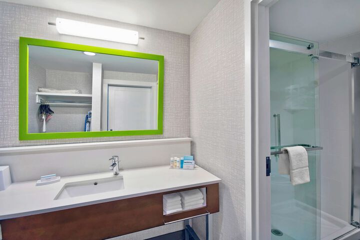 Bathroom shower