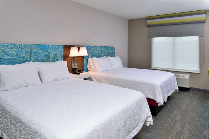 2 Queen Beds Hearing Accessible (12 of 12)
