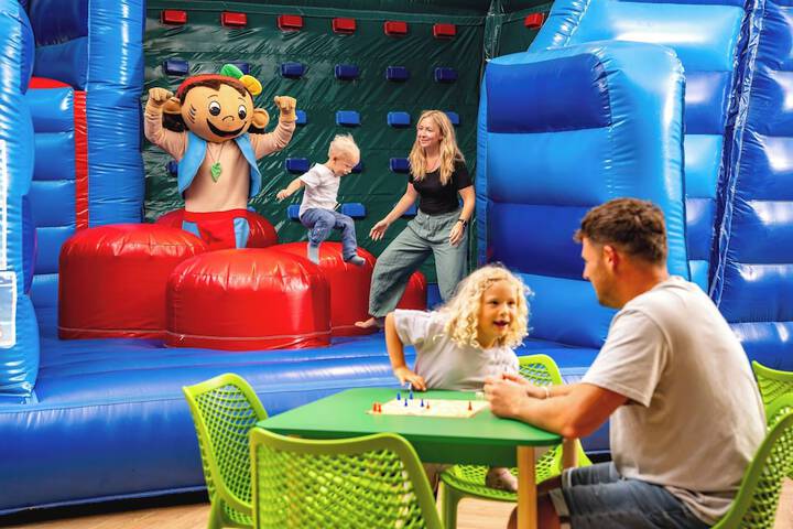 Childrens Activities 47 of 100
