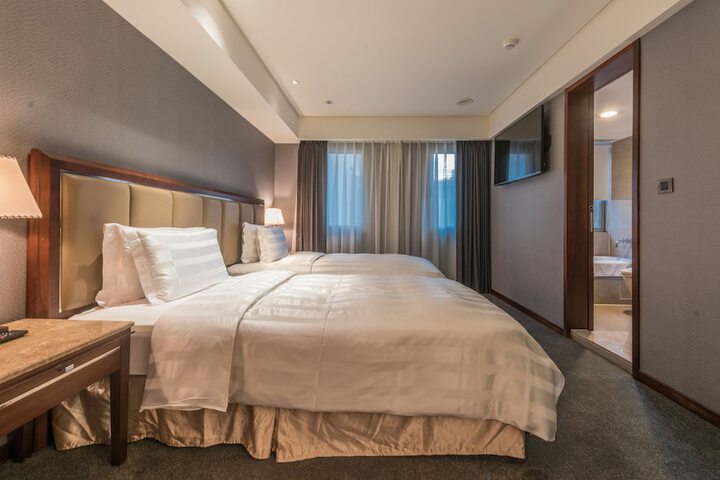 Room 41 of 81