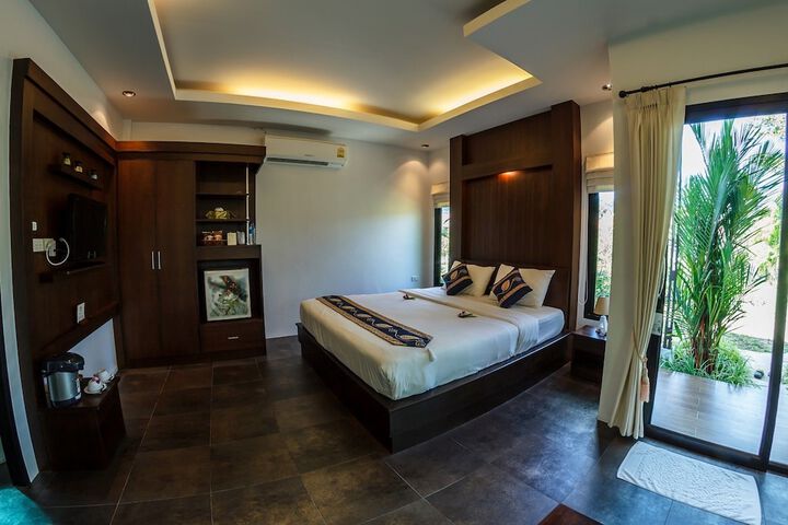 Room 5 of 29
