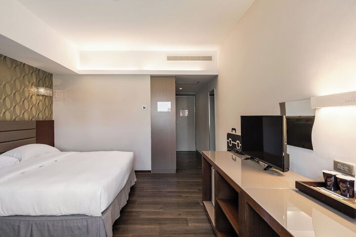 Room 7 of 41