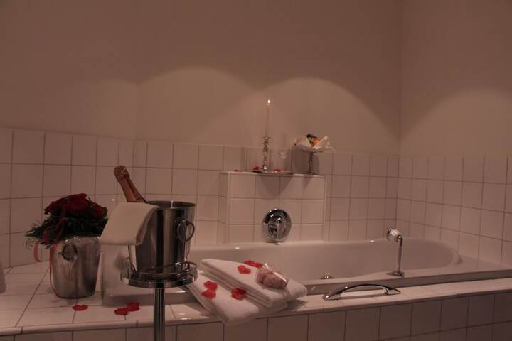 Room 55 of 86