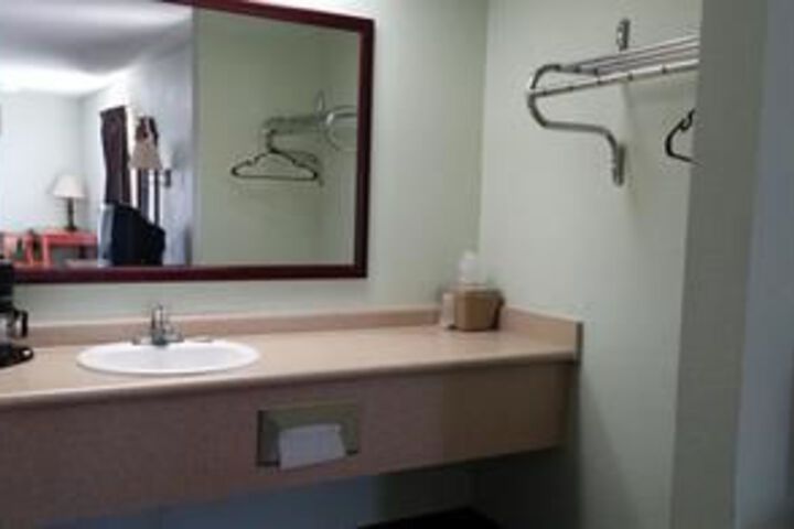 Room 54 of 60