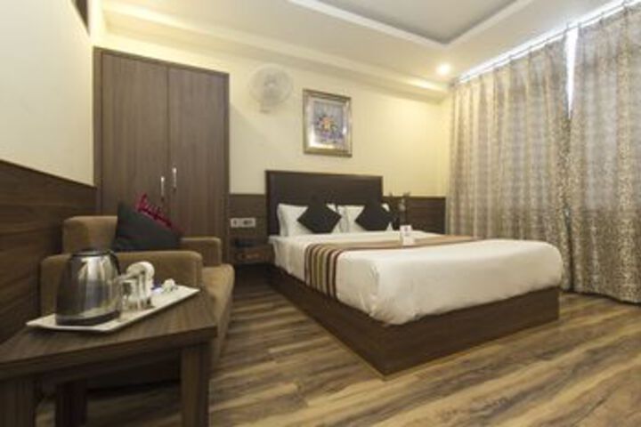 Room 4 of 21