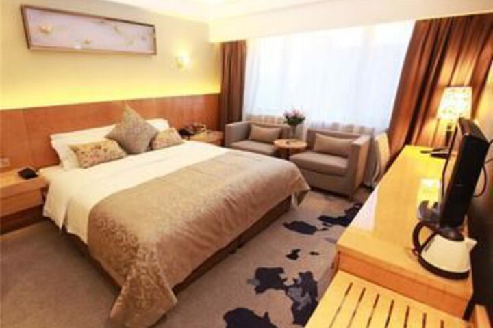 Room 7 of 31