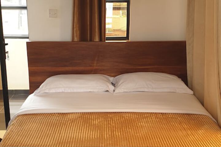 Room 25 of 70