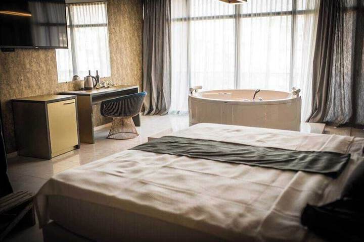 Room 36 of 52
