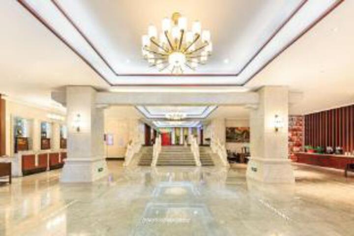 Zhangzhou Yinjia Hotel (Gucheng Branch)