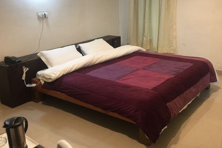 Room 15 of 29