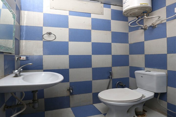 Room 14 of 14