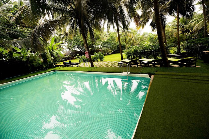 Pool 77 of 193