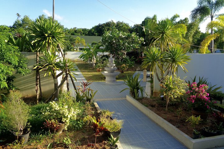 Hotel Exterior 89 of 98