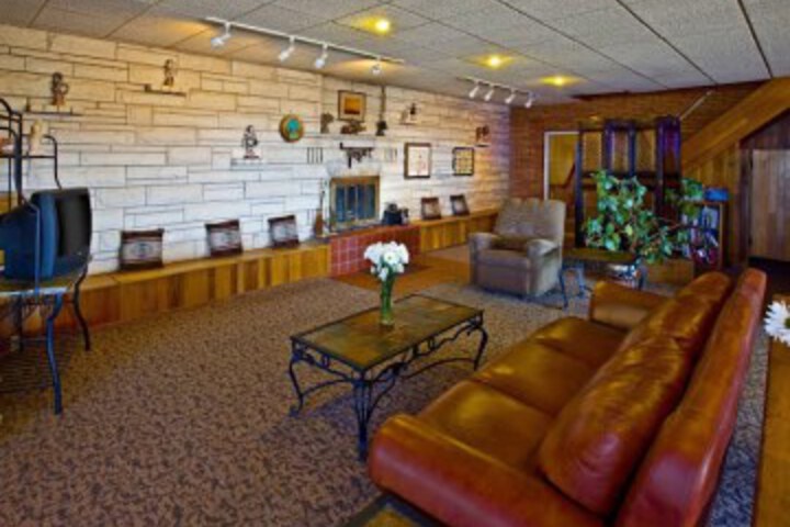 HOWARD JOHNSON BY WYNDHAM RATON in Raton, NM