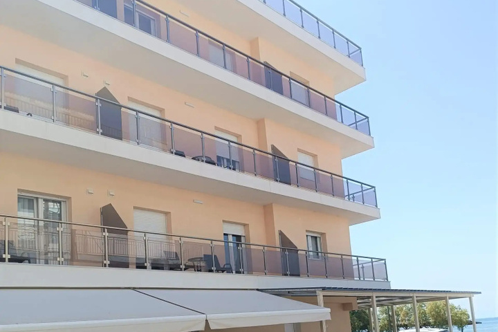 Hotel 3 of 3
