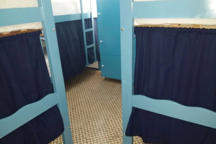 Room 4 of 17