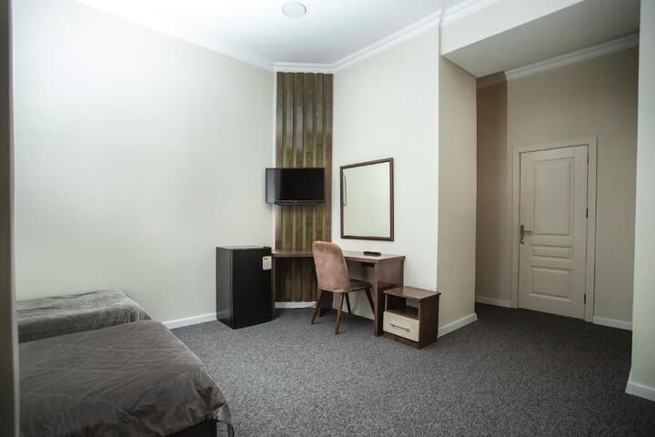 Room 16 of 29