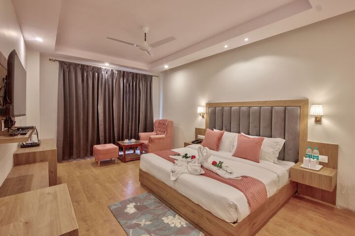 Room 4 of 29