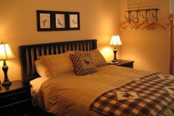 Room 4 of 13