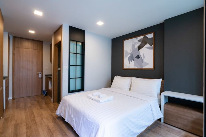 Room 7 of 31