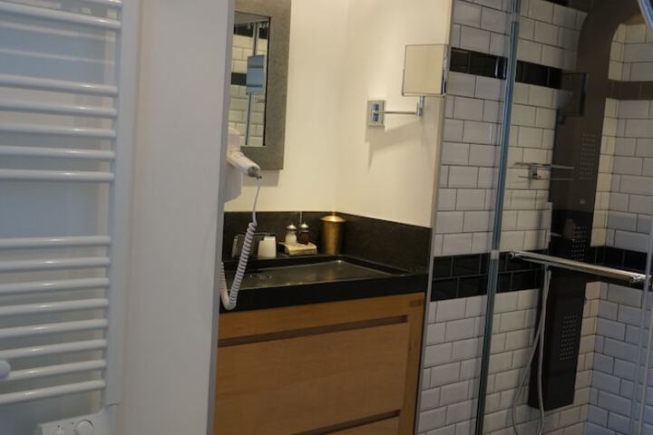 Bath Interior