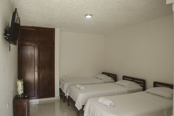 Room 9 of 17
