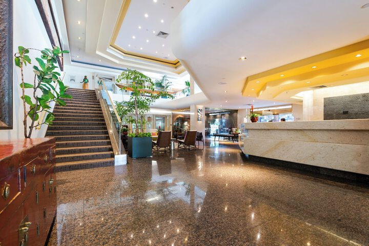 Photo of Luana Waikiki by Tropical Escapes Realty