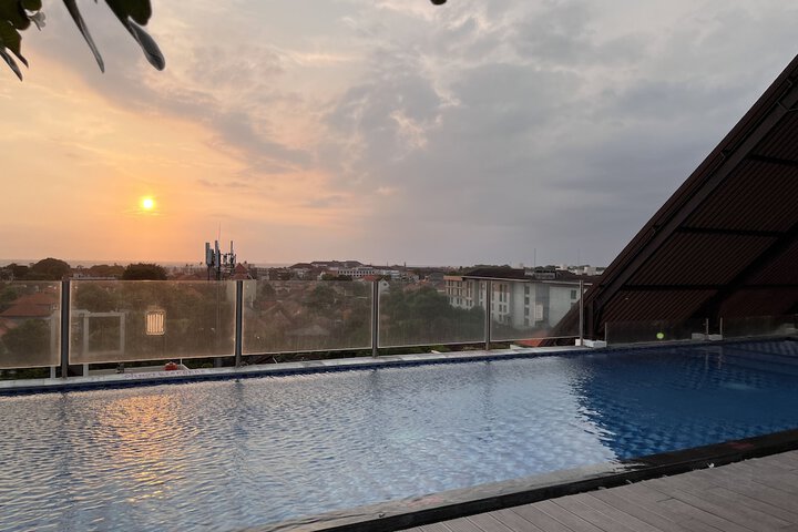 Pool 39 of 68