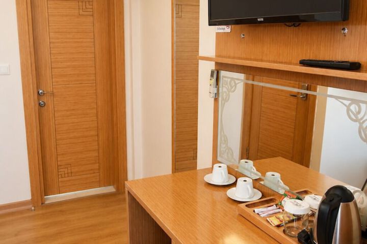 Room 20 of 65