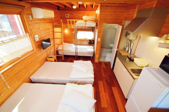 Room 8 of 29