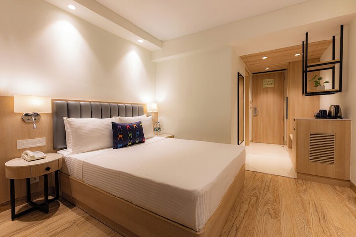 Room 19 of 51