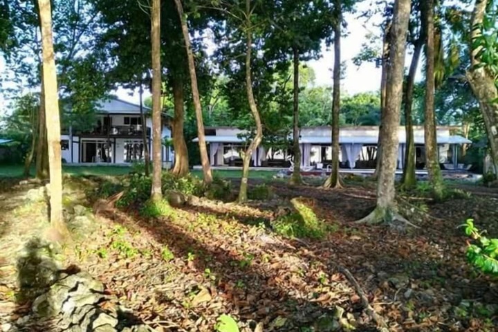 Property Grounds 34 of 47