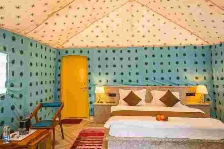 Room 9 of 23
