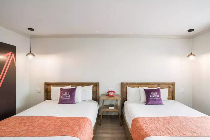 Standard Double Bed (1 of 10)