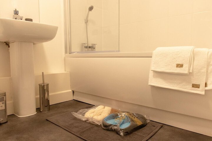 Room 15 of 20