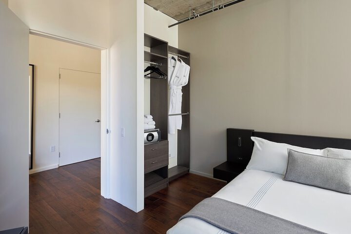 Room 16 of 47