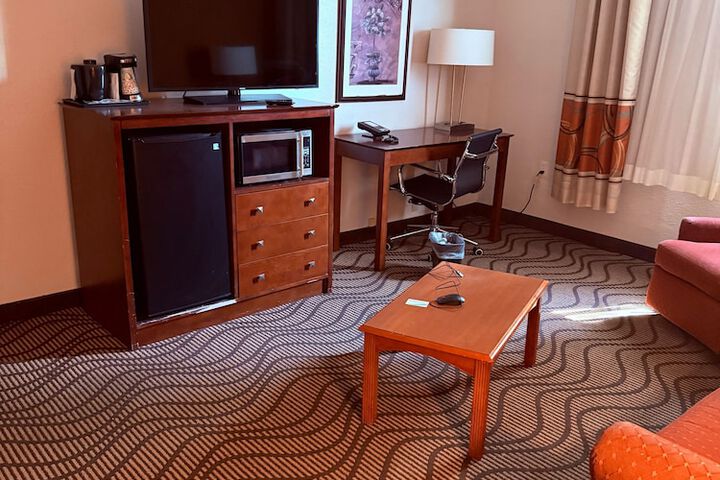 Room 11 of 22